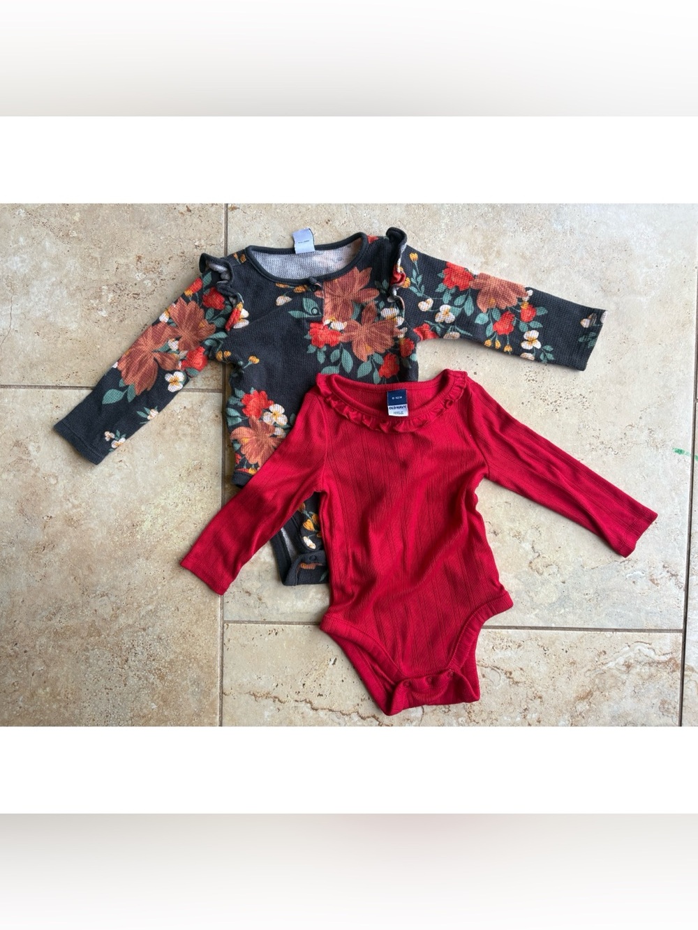 Old Navy Bodysuits Size 6-12 Months